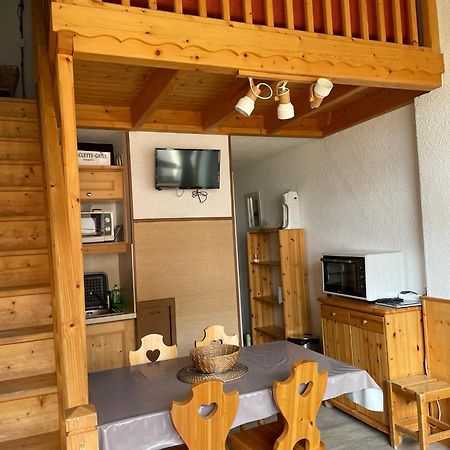 Appartement Pour 6 Personnes Au Pied Des Pistes Au Calme Aux Menuires Les Asters سان-مارتن-دي-بيفيل المظهر الخارجي الصورة